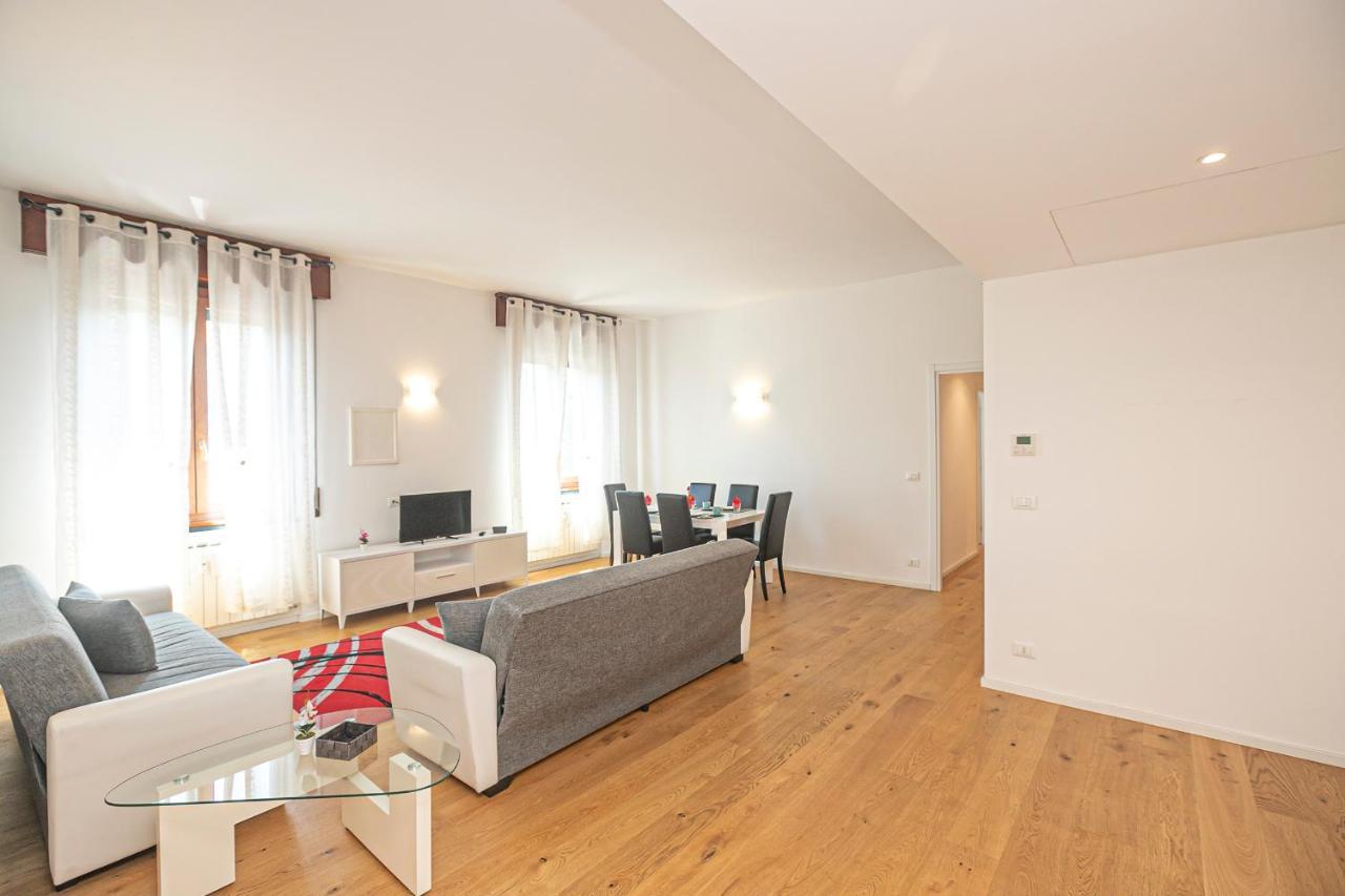 Splendid Apartment Genoa Bagian luar foto