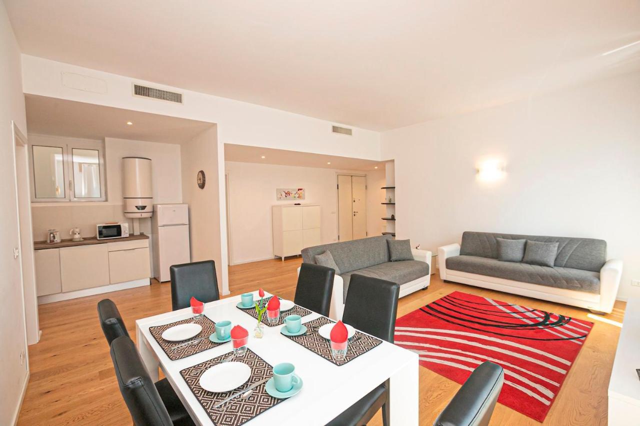 Splendid Apartment Genoa Bagian luar foto
